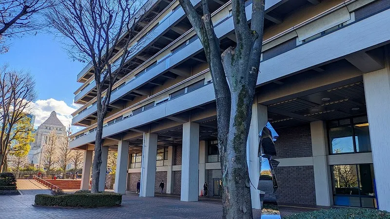 国立国会図書館